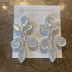 Kendra Scott Gwyneth Statement Earrings